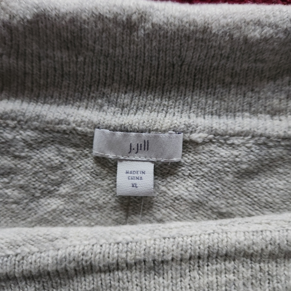 Womens J.jill Oversized Cowl Neck - Picture 4 of 9